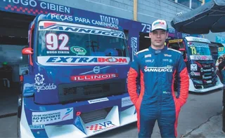 Imagem ilustrativa da imagem Capixaba Hugo Cibien disputa etapa final da Copa Truck