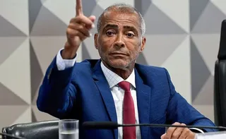 Imagem ilustrativa da imagem Com mandato até 2030, Romário anuncia que pedirá licença do Senado