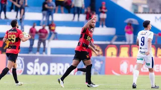 Imagem ilustrativa da imagem Com um a mais, Sport só empata com o Maguary em Bonito