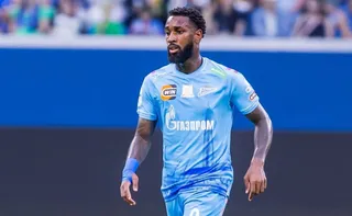 Imagem ilustrativa da imagem Cruzeiro acerta a compra de Gerson em negócio de quase R$ 190 milhões