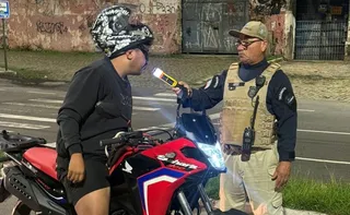 Imagem ilustrativa da imagem Dois presos e 41 flagrados dirigindo alcoolizados em operação da Lei Seca no ES