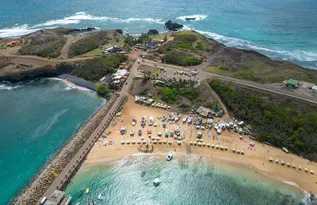 Imagem ilustrativa da imagem Fernando de Noronha caminha para ter energia 100% limpa até 2027