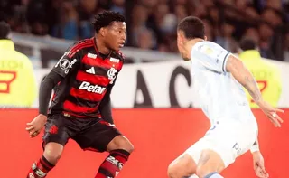 Imagem ilustrativa da imagem Flamengo mostra raça e garante presença na final da Libertadores