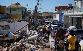 Imagem ilustrativa da imagem Furacão Melissa segue para Bermudas após rastro de destruição no Caribe