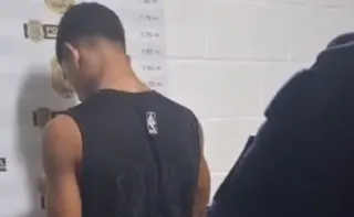 Imagem ilustrativa da imagem Jovem procurado pela Justiça é preso em coletivo de Vitória