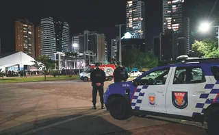 Imagem ilustrativa da imagem Jovem sem habilitação é detido com motocicleta com placa adulterada na Rua da Lama