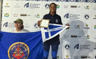 Imagem ilustrativa da imagem Jovem velejadora do Espírito Santo é campeã brasileira juvenil