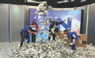 Imagem ilustrativa da imagem Leitores de A Tribuna recebem presentão de Natal com sorteio de smart TVs