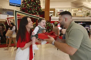 Imagem ilustrativa da imagem Lojas ampliam horários para compras de Natal