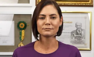 Imagem ilustrativa da imagem Moraes autoriza que Michelle visite Bolsonaro na PF neste domingo