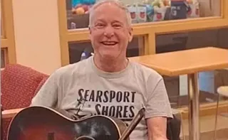 Imagem ilustrativa da imagem Músico indicado ao Grammy morre atropelado por mulher presa mais de 100 vezes