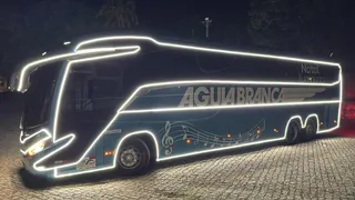Imagem ilustrativa da imagem Papai Noel chega de ônibus iluminado em ação solidária da Águia Branca