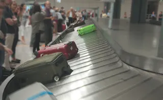 Imagem ilustrativa da imagem Passagem aérea vai ficar mesmo ainda mais cara? Especialistas explicam