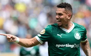 Imagem ilustrativa da imagem Paulinho tem 'excelente evolução', mas não tem data para voltar a jogar