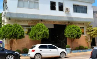 Imagem ilustrativa da imagem Prefeitura anuncia abono de R$ 4 mil e tíquete dobrado para servidores no ES