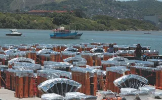 Imagem ilustrativa da imagem Réveillon 2026: shows pirotécnicos de até 20 minutos marcam a virada no ES