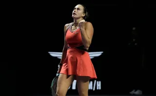 Imagem ilustrativa da imagem Sabalenka vence e desafia Rybakina na busca da inédita taça do WTA Finals
