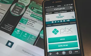 Imagem ilustrativa da imagem Taxa para uso do PIX? Receita Federal faz alerta para fake news