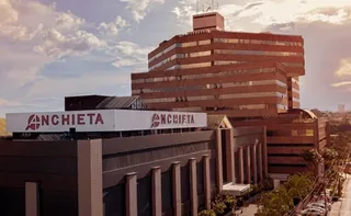 Imagem ilustrativa da imagem Técnicos de enfermagem são presos suspeitos de matar 3 pacientes em UTI do DF