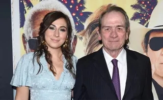 Imagem ilustrativa da imagem Tommy Lee Jones se pronuncia pela primeira vez após a morte da filha