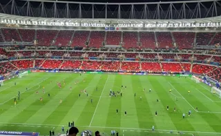 Imagem ilustrativa da imagem Torcedor do Flamengo fica preso 4 dias em Doha por documento falso em jogo