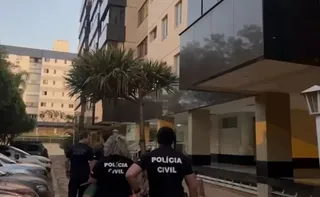 Imagem ilustrativa da imagem Vidente apresenta falso advogado e idosa perde R$ 1 milhão em golpe no DF