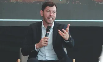 Imagem ilustrativa da imagem Arnaldinho segue atento às possibilidades