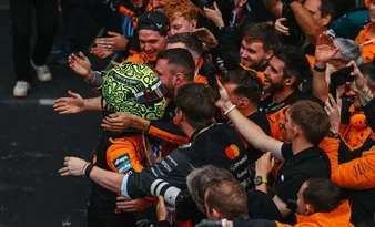 Imagem ilustrativa da imagem Lando Norris domina todo o fim de semana e vence em Interlagos