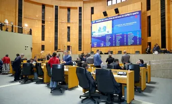 Imagem ilustrativa da imagem Projeto que isenta produtores rurais do uso de água é aprovado