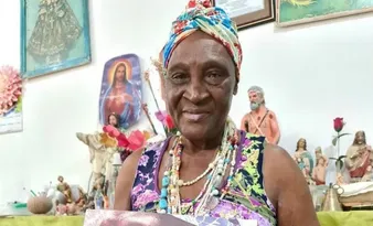 Imagem ilustrativa da imagem Vida de parteira que ajudou 300 nascimentos no ES vira filme