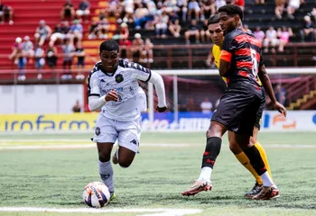 Imagem ilustrativa da imagem Rio Branco perde para Flamengo de Guarulhos na estreia da Copinha