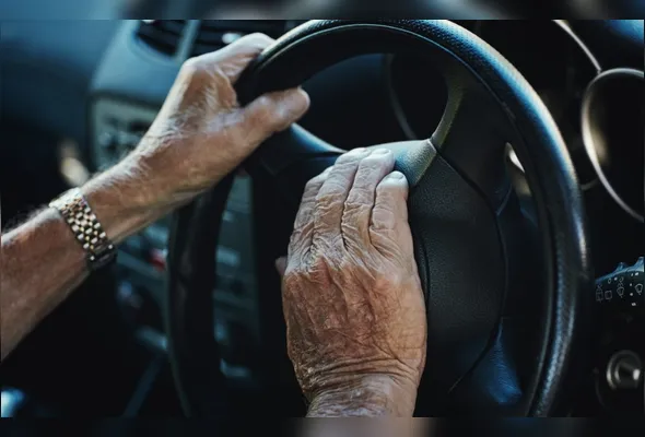 Segundo o Detran, 872 idosos com mais de 60 anos  tiraram a carteira pela primeira vez