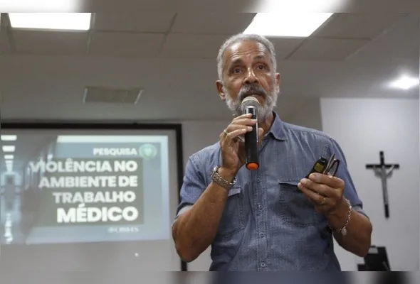 "A pesquisa é um grito de socorro. Nossos médicos estão sendo coagidos e agredidos”, disse Fernando Tonelli, presidente do CRM-ES
