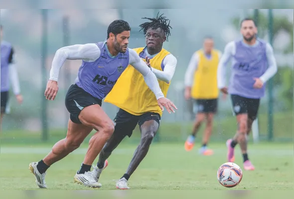 Jogadores do Atlético/MG treinam para o clássico com o América/MG