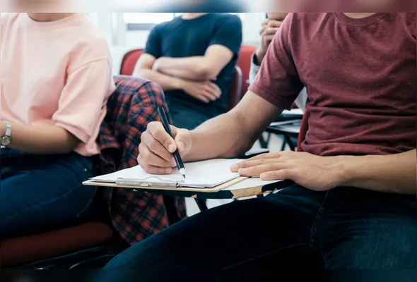 Imagem ilustrativa da imagem Caixa inicia pagamento de nova parcela do programa Pé-de-Meia na segunda-feira