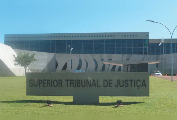 Sede do STJ: decisão sobre o tema pode derrubar milhares de processos contra bancos e empresas aéreas