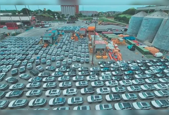 Carros no terminal portuário de Vila Velha: novo contrato permitirá entrada de 200 mil veículos por ano no porto