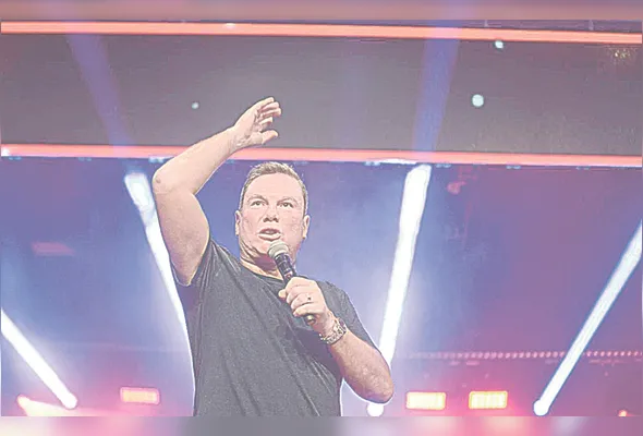 O bispo Carlos Damaceno, traz a visão estratégica que transforma propósito em crescimento