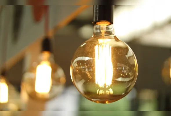 Linhas de transmissão destacam o peso da energia no custo das indústrias capixabas, que enfrentam tarifas cada vez mais altas