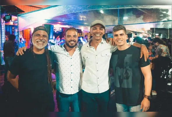Java Roots agita a praia de Itapuã, em Vila Velha, a partir das 21 horas no Delírio Tropical