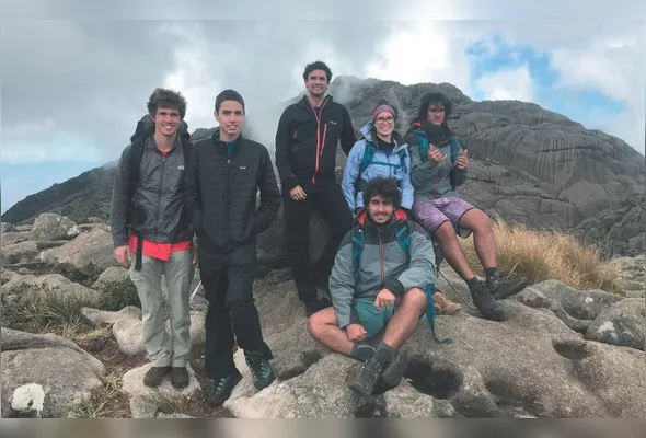 Família de Gustavo Juarez Soares durante suas aventuras