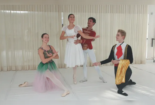 Bailarinos que vão participar do espetáculo “O Quebra-Nozes Capixaba” estão focados nos ensaios