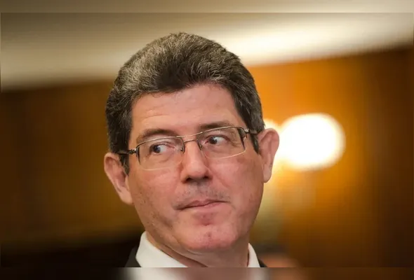 Segundo Levy, o país ainda enfrenta os efeitos do período inflacionário pós-pandemia e de uma política monetária restritiva