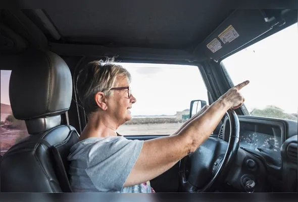 Pesquisa feita por hospital de Barcelona aponta que 75 anos é a idade média que motoristas abandonam o volante