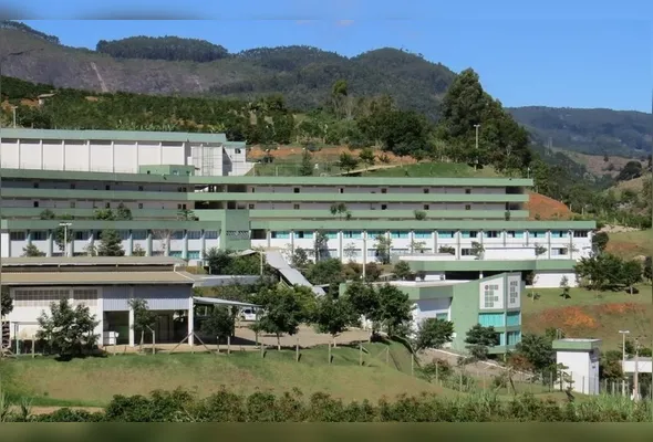 Ifes de Venda Nova informou que uma equipe acolheu a vítima do episódio