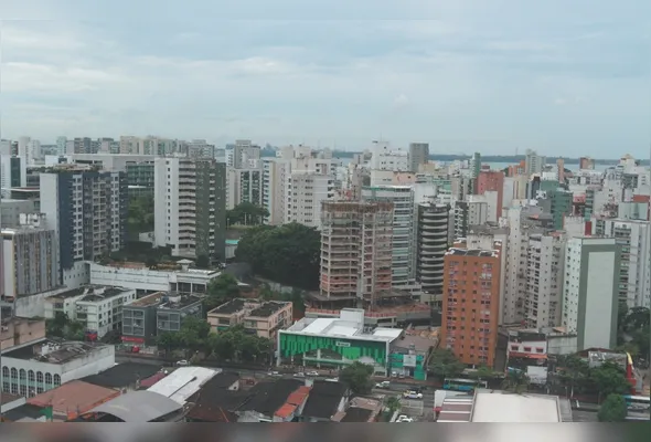 Praia do Canto, em Vitória, um dos bairros com maior procura por imóveis: alta demanda e falta de áreas disponíveis explicam a alta de preços no geral