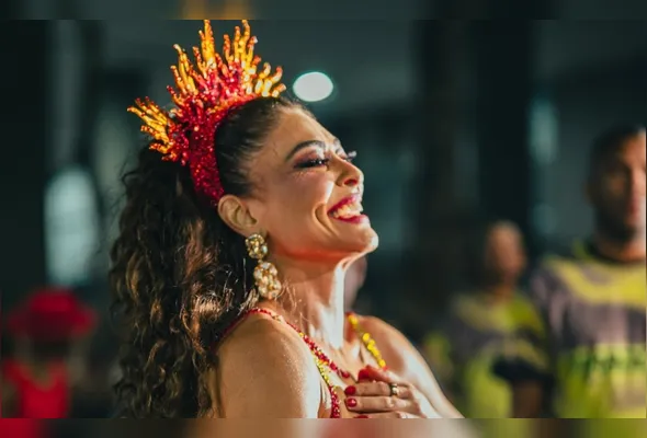 Juliana Paes esteve em apenas um ensaio 
de rua