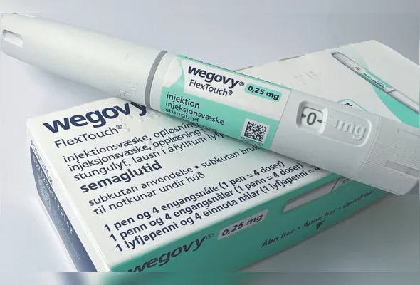 Imagem ilustrativa da imagem Médicos alertam para uso de caneta para perder peso apenas por estética