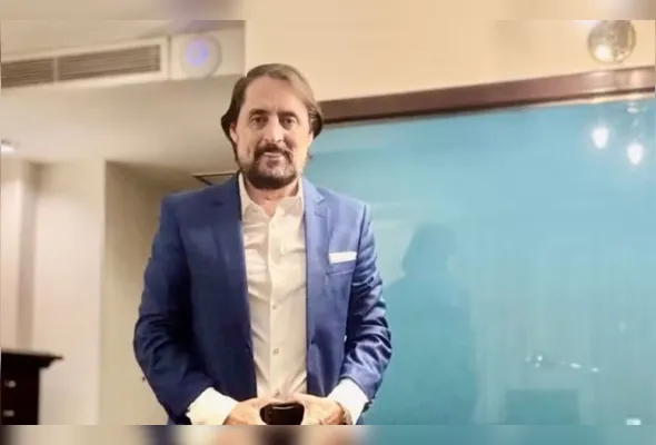 Mauri atuava como apoio vocal de Chitãozinho e Xororó