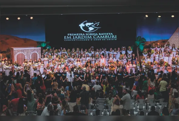 Neste domingo (7), a Primeira Igreja Batista, em Jardim Camburi, recebe os fiéis com apresentação do musical "Os Espiões do Natal" às 18h30